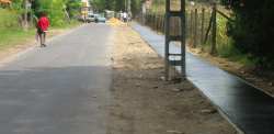 Vasad, út- és járdaépítés, 2006
